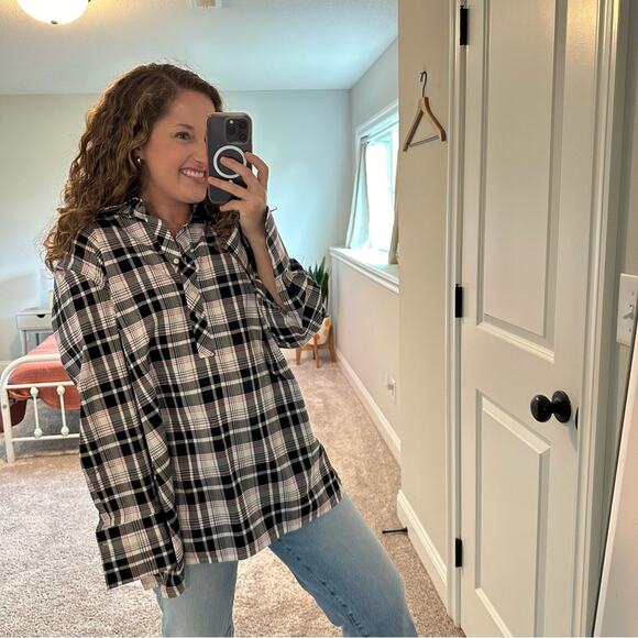 Talbots Black Red Plaid Wrinkle Resistant Long Sleeve Top 20W - Picture 3 of 9